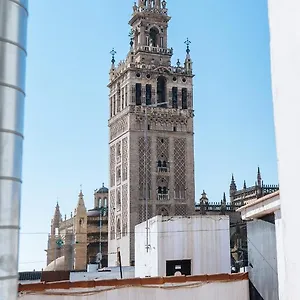 ático Lujo Junto A La Catedral. Giralda Siviglia